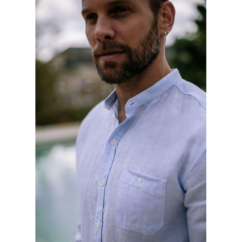 18pe-chemise-homme-bleu-ciel-carreaux-en-lin-col-mao-montlilin-2 18pe-chemise-homme-bleu-ciel-carreaux-en-lin-col-mao-montlilin-2