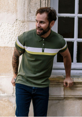 21pe-polo-homme-portrait-kaki-coton-bio-recyclé-1