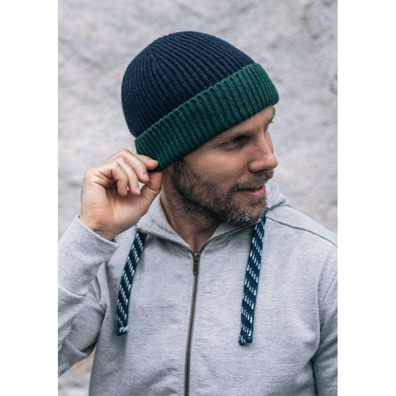 21ah-bonnet-homme-bicolore-vert-sapin-marine-made-in-france-recyclé-1 21ah-bonnet-homme-bicolore-vert-sapin-marine-made-in-france-recyclé-1
