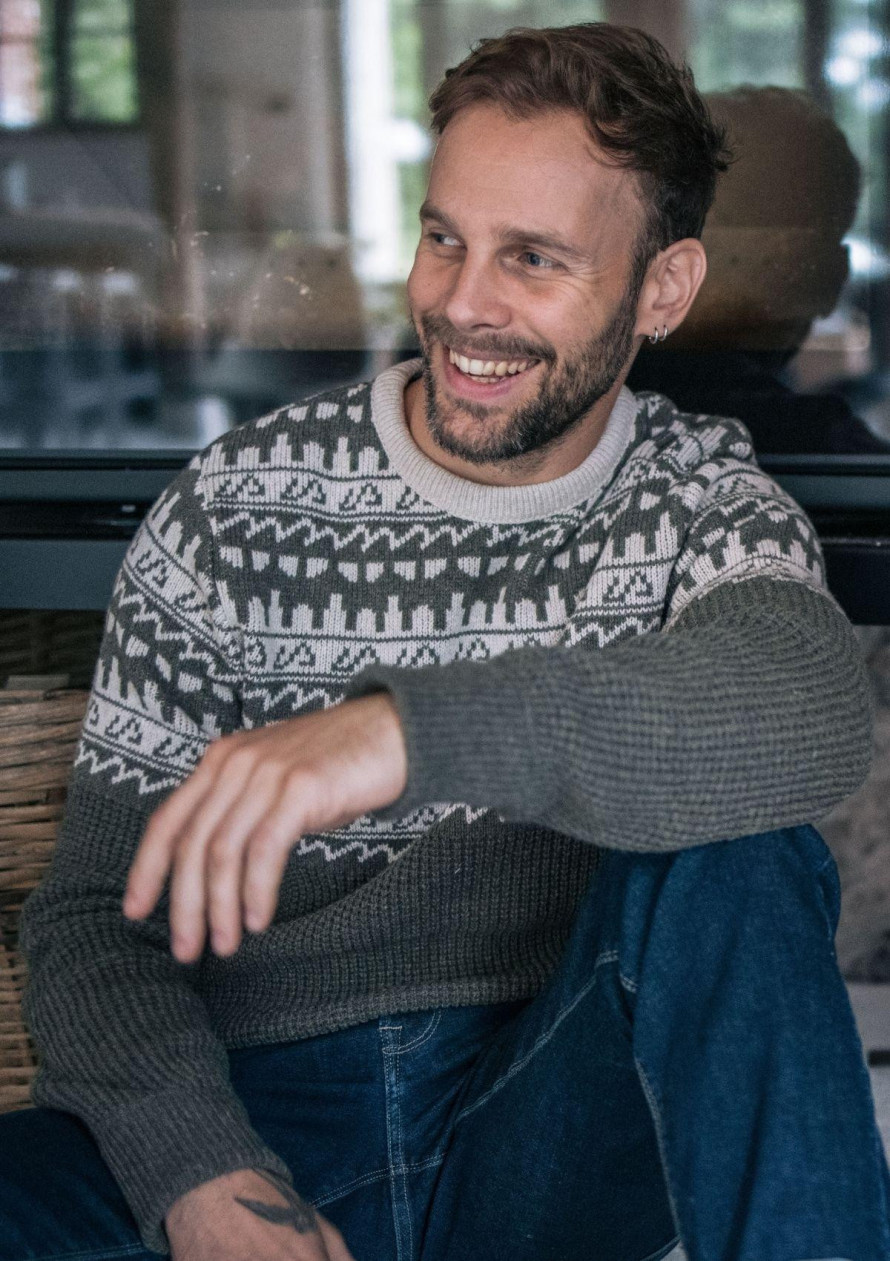 21ah-pull-homme-paysage-kaki-recycle-made-in-france-3