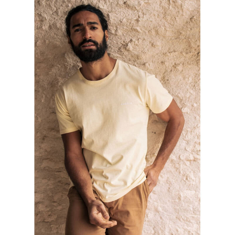 22pe-t-shirt-homme-icone-jaune-pale-coton-bio-2 22pe-t-shirt-homme-icone-jaune-pale-coton-bio-2