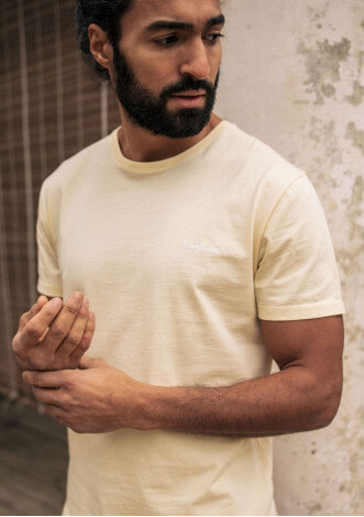 22pe-t-shirt-homme-icone-jaune-pale-coton-bio-1
