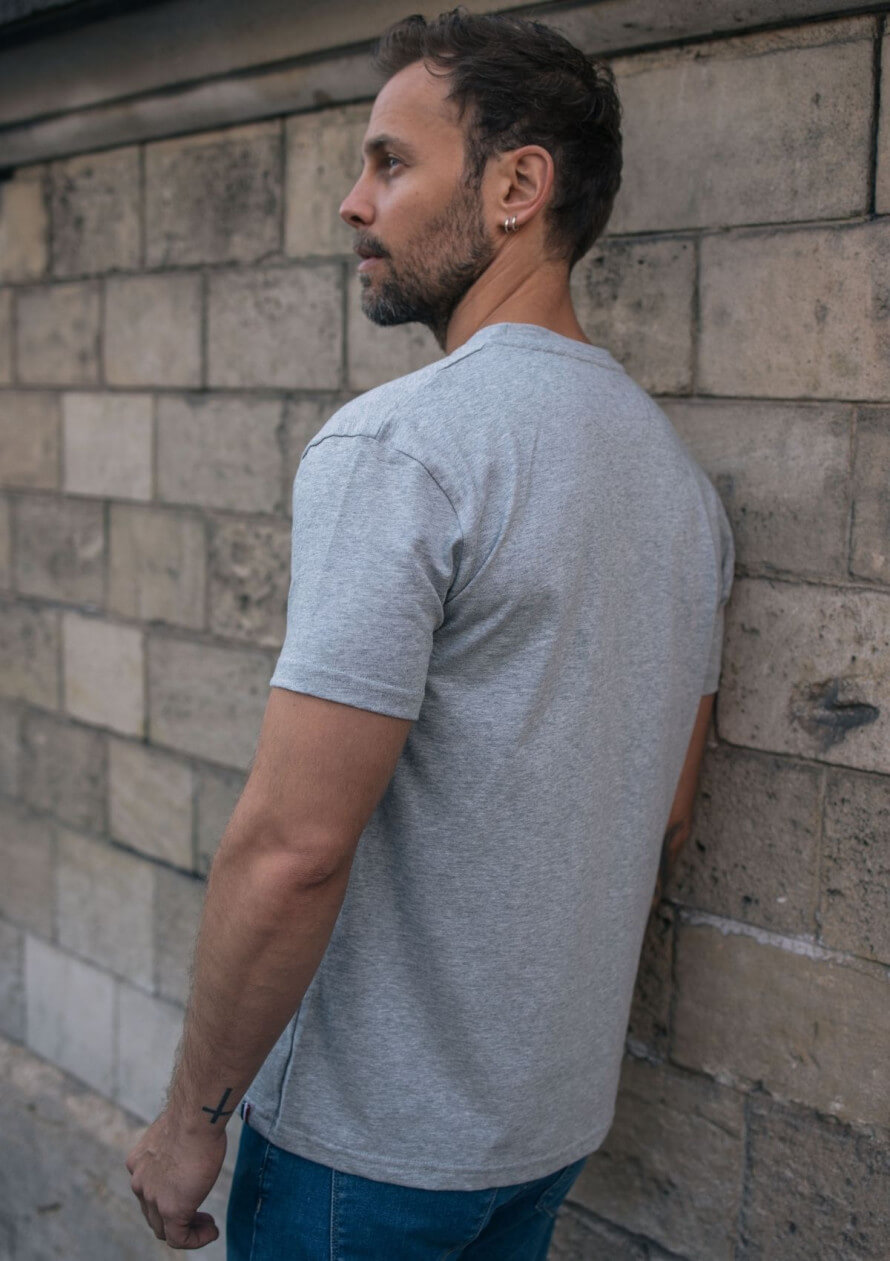 22pe-t-shirt-homme-blason-gris-chine-made-in-france-coton-bio-3