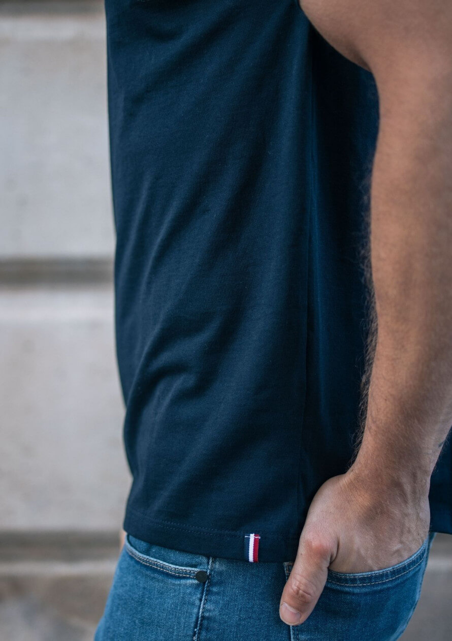 22pe-t-shirt-homme-blason-bleu-marine-made-in-france-coton-bio-3