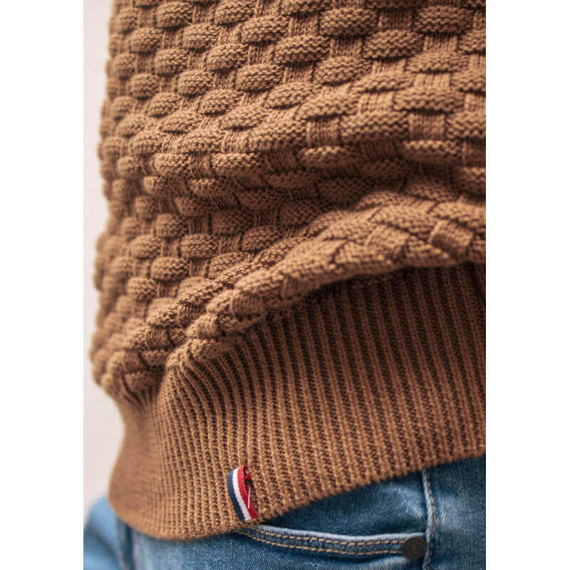 22pe-pull-homme-damier-camel-coton-bio-made-in-france-4 22pe-pull-homme-damier-camel-coton-bio-made-in-france-4