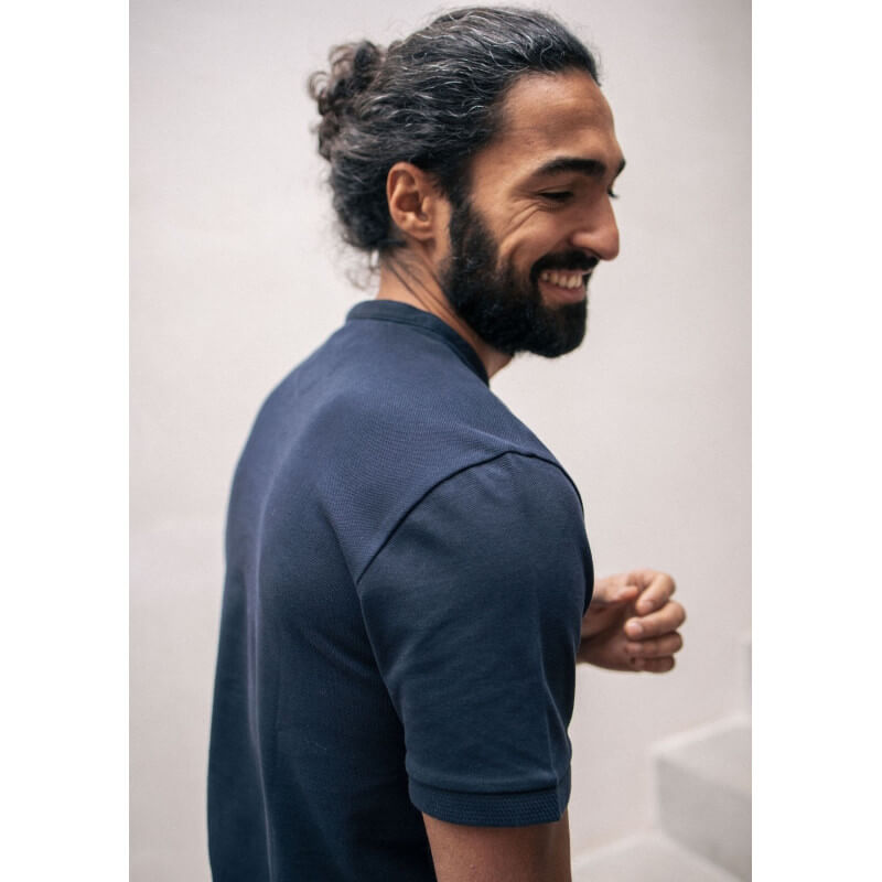 22pe-polo-homme-montpolo-marine-coton-bio-recyclé-4 22pe-polo-homme-montpolo-marine-coton-bio-recyclé-4