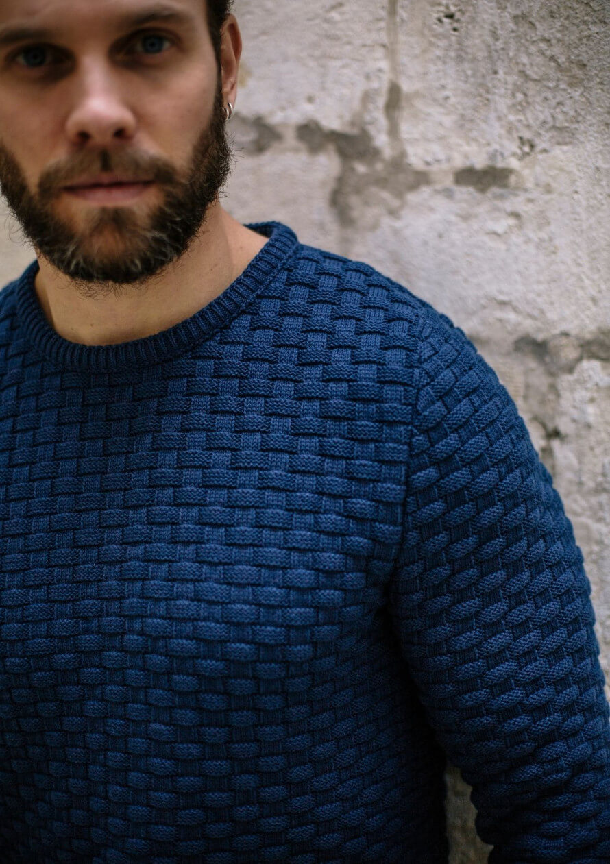 21pe-pull-homme-damier-bleu-foncé-coton-bio-made-in-france-4