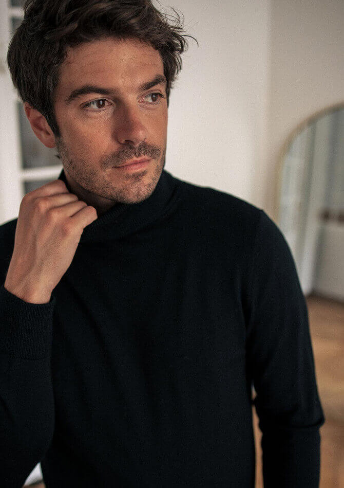 Pull homme OXYGENE noir col montant laine mérinos made in France - MONTLIMART