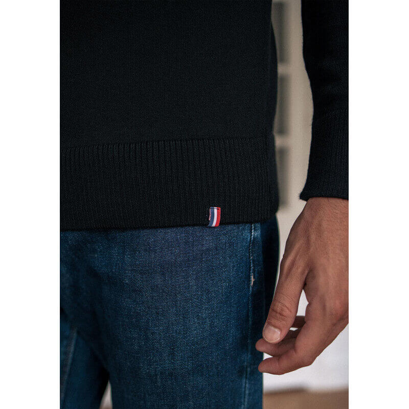 Pull homme OXYGENE noir col montant laine mérinos made in France - MONTLIMART Pull homme OXYGENE noir col montant laine mérinos made in France - MONTLIMART