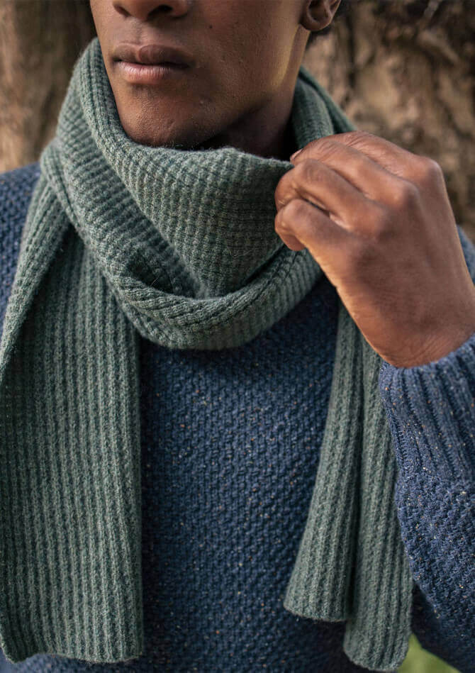 Écharpe maille gaufrée recyclée GAUFRE verte fabriquée en France - MONTLIMART