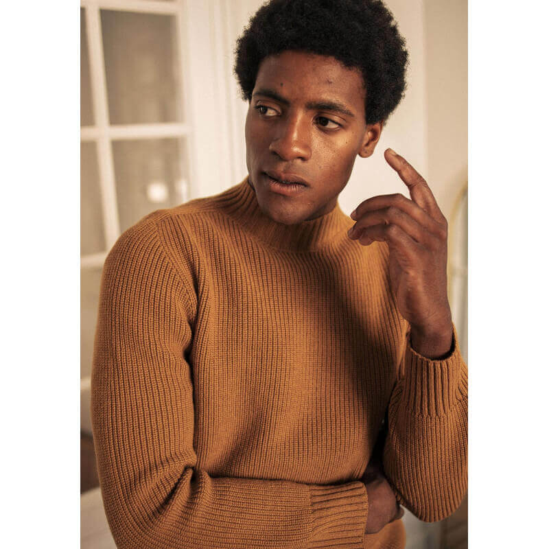 Pull homme SAISON moutarde en laine mérinos made in France - MONTLIMART Pull homme SAISON moutarde en laine mérinos made in France - MONTLIMART