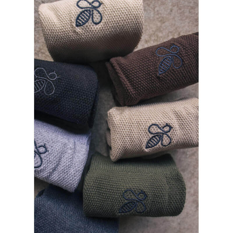 Coffret semainier chaussettes brodées homme MONTLISOCKS multicolore made in France en coton bio Coffret semainier chaussettes brodées homme MONTLISOCKS multicolore made in France en coton bio