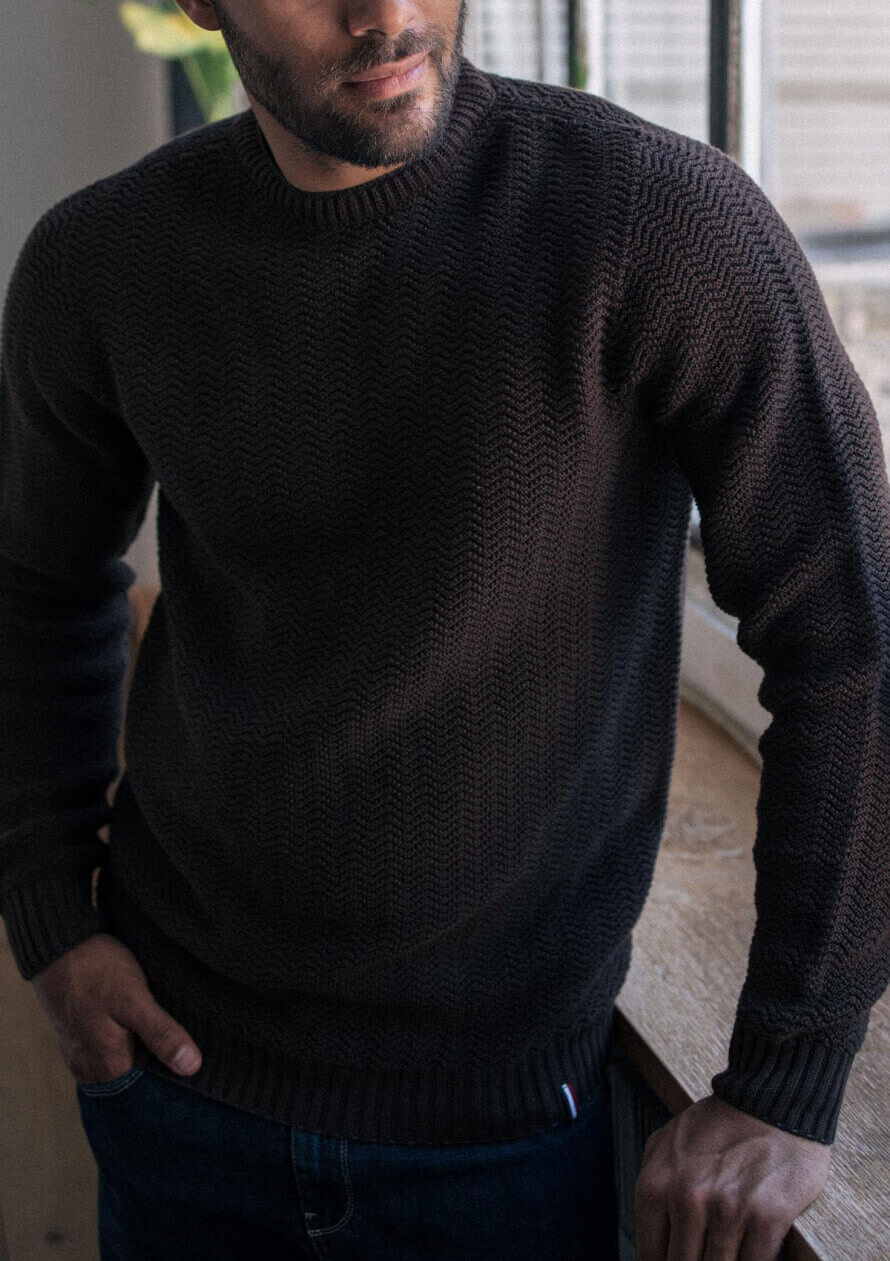 22ah-pull-homme-planete-marron-coton-bio-made-in-france-tricotage-3d-1