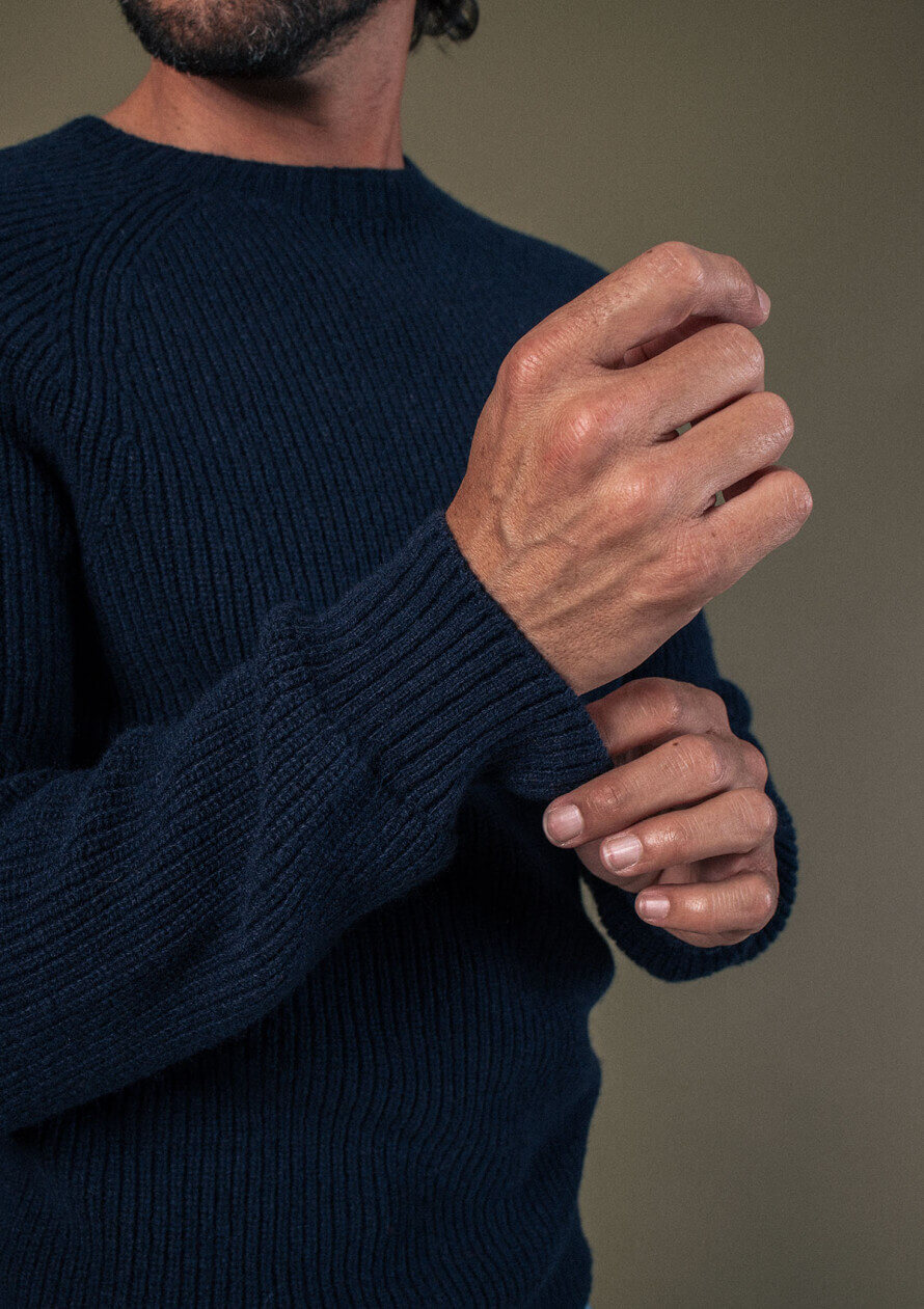 24ah-pull-homme-progres-marine-laine-tricotage-3d-2