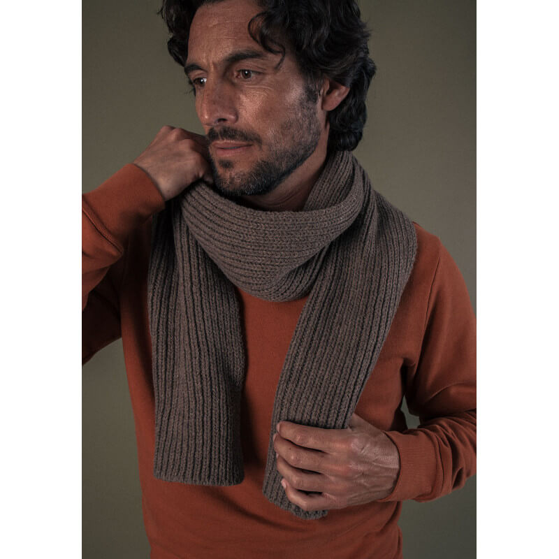24ah-écharpe-homme-chanterelle-marron-recycle-made-in-france-2 24ah-écharpe-homme-chanterelle-marron-recycle-made-in-france-2