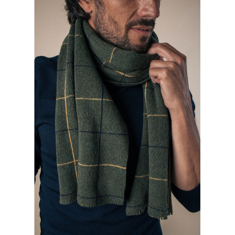 24ah-écharpe-homme-ecosse-vert-recycle-made-in-france-2 24ah-écharpe-homme-ecosse-vert-recycle-made-in-france-2