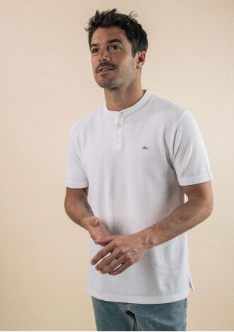 24pe-polo-homme-coton-bio-recycle-embleme-blanc-1