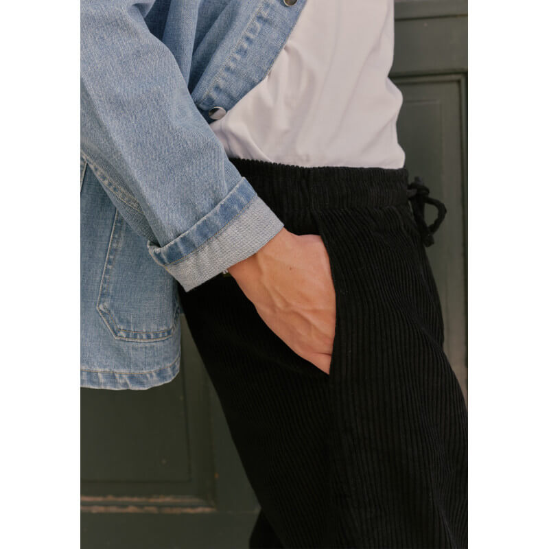 25ah-pantalon-dandy-velours-cotele-noir-coton-bio-1