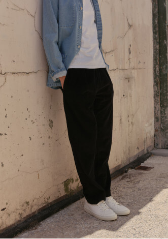 25ah-pantalon-dandy-velours-cotele-noir-coton-bio-5