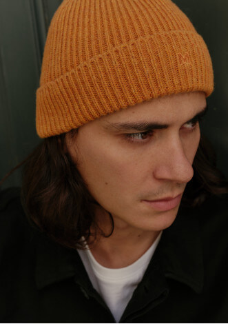25ah-bonnet-homme-globe-ocre-made-in-france-2