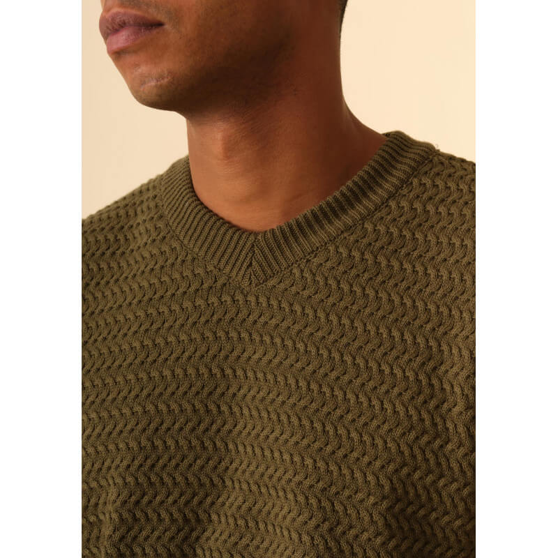 pull-homme-genereux-vert-made-in-france-collection-printemps-ete-2026-4