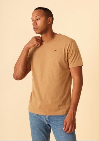 t-shirt-homme-heritage-camel-coton-collection-printemps-ete-2026-2