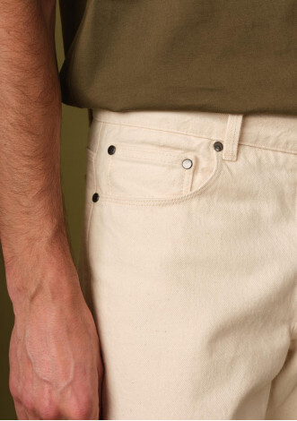 jean-homme-thomas-denim-ecru-coton-collection-printemps-ete-2026-3