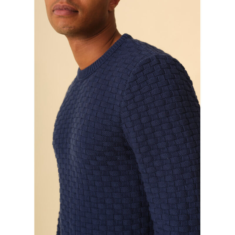 pull-homme-damier-bleu-fonce-made-in-france-collection-printemps-ete-2021-1