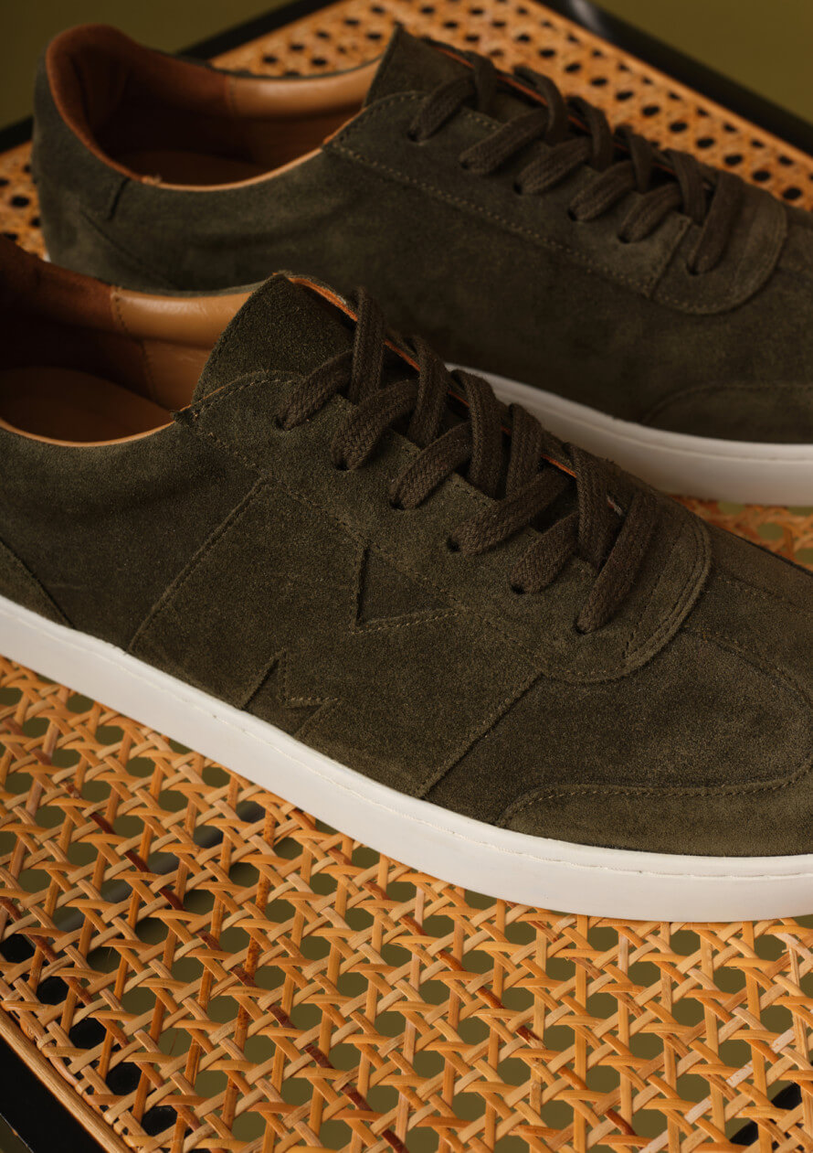 sneakers-homme-valeur-velours-kaki-made-in-france-collection-automne-hiver-2025-1
