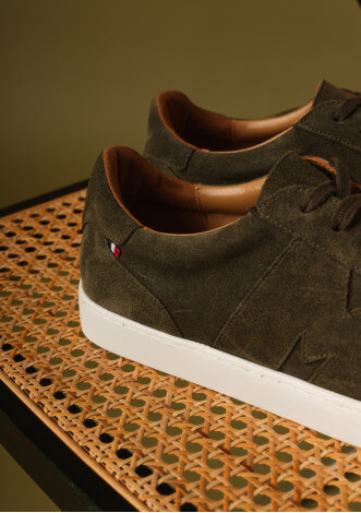 sneakers-homme-valeur-velours-kaki-made-in-france-collection-automne-hiver-2025-3