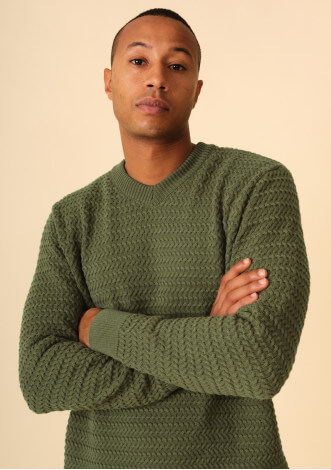 pull-homme-genereux-vert-made-in-france-collection-printemps-ete-2026-1
