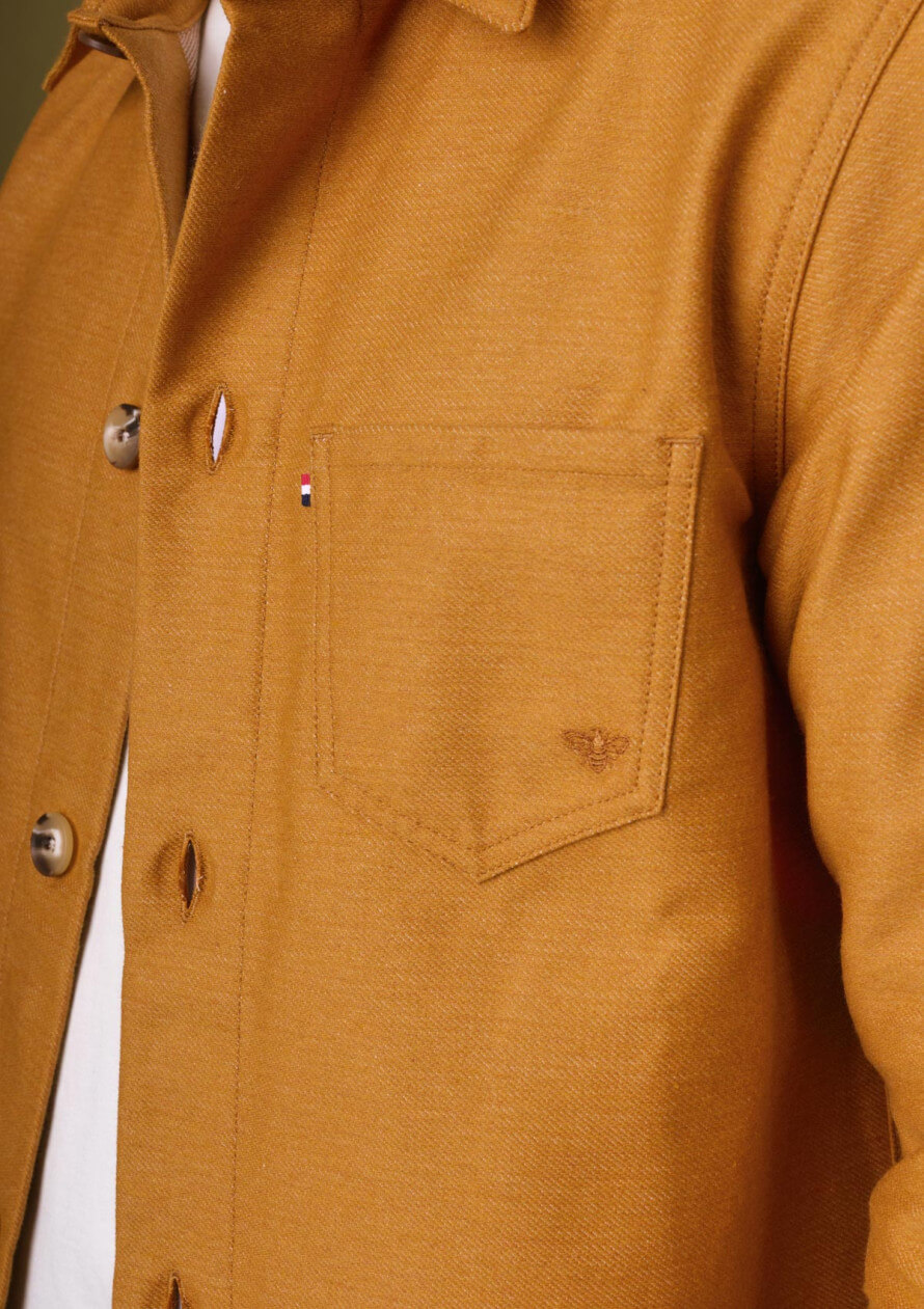 veste-homme-tradition-moutarde-made-in-france-collection-automne-hiver-2024-2