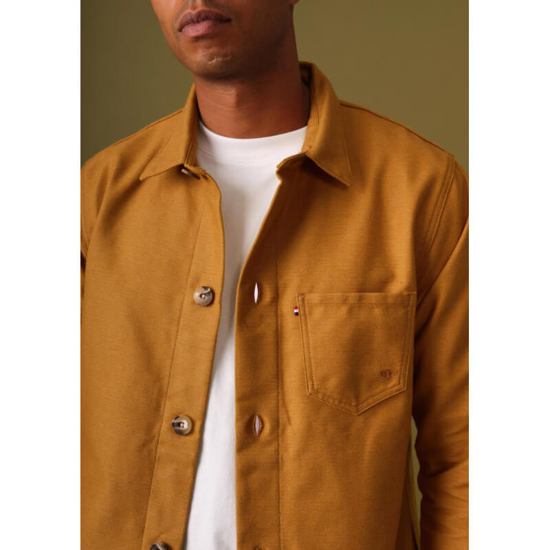 veste-homme-tradition-moutarde-made-in-france-collection-automne-hiver-2024-3