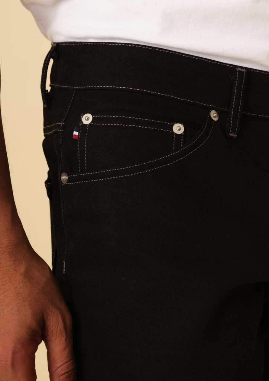 jean-homme-lucas-noir-made-in-france-collection-automne-hiver-2024-2