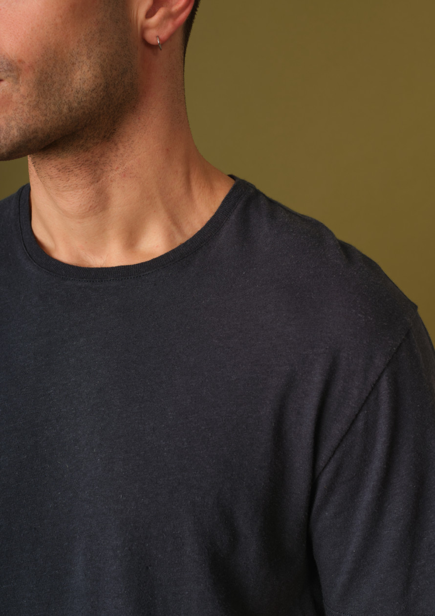 t-shirt-homme-prometteur-marine-coton-collection-printemps-ete-2025-4