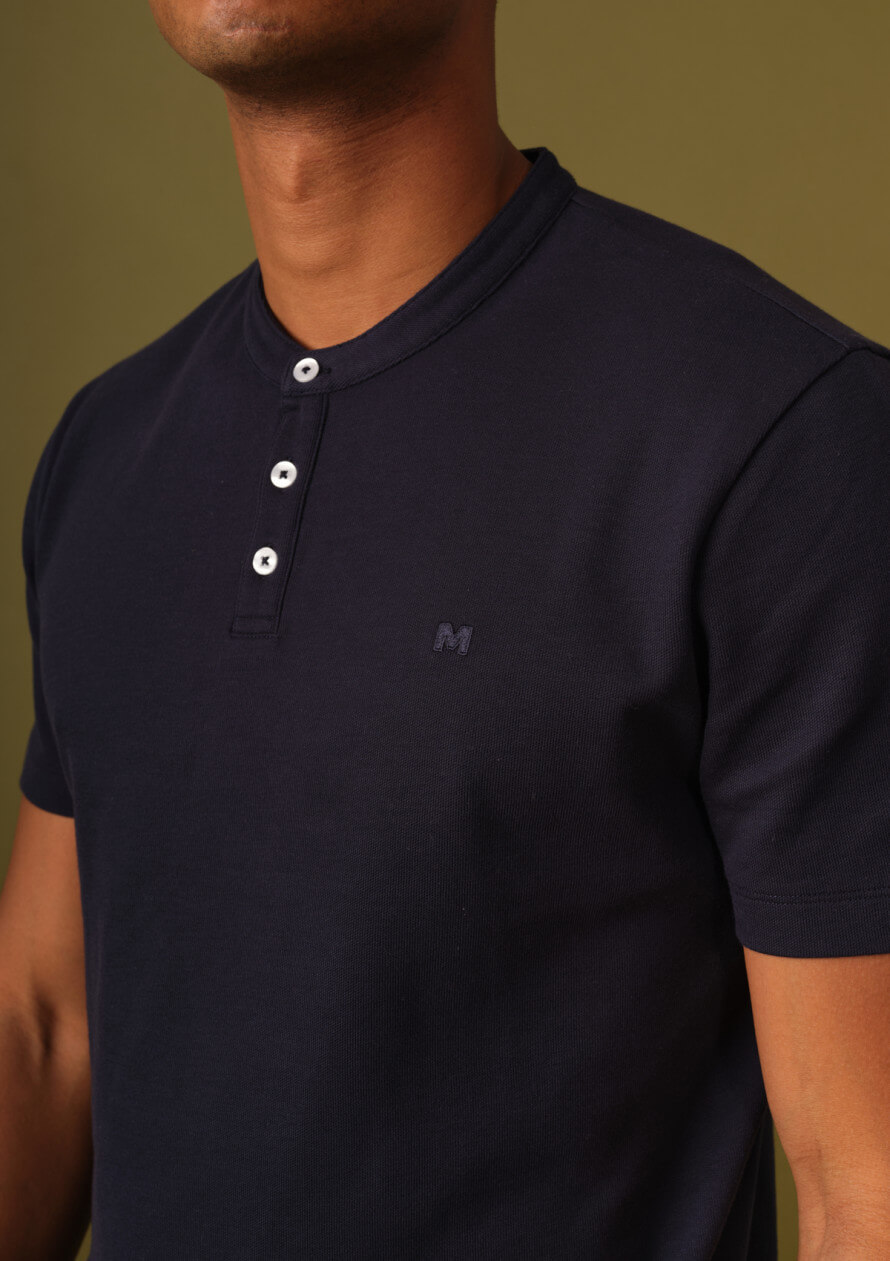 polo-homme-embleme-marine-coton-collection-printemps-ete-2026-3