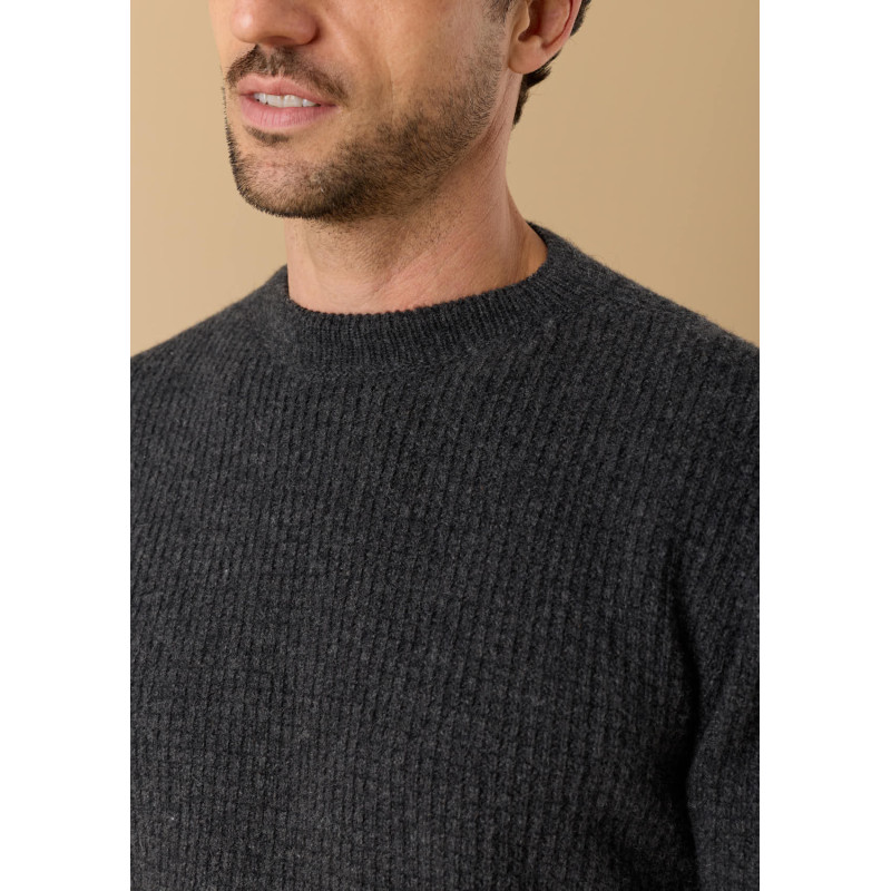 pull-homme-origine-anthracite-made-in-france-collection-automne-hiver-2026-3