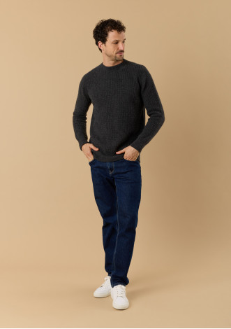 pull-homme-origine-anthracite-made-in-france-collection-automne-hiver-2026-4