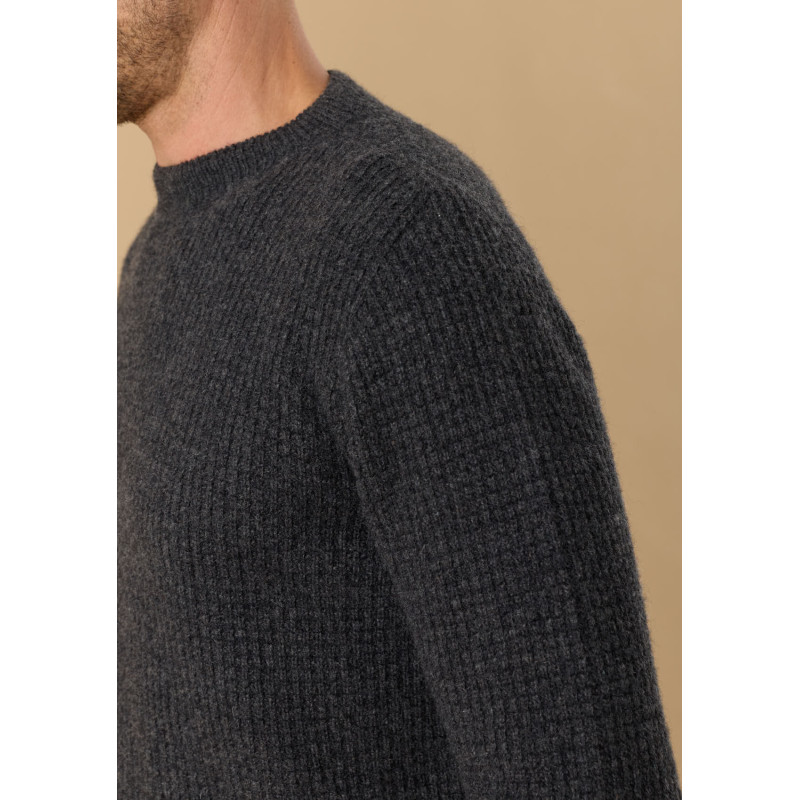 pull-homme-origine-anthracite-made-in-france-collection-automne-hiver-2026-5