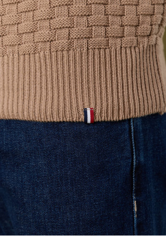 pull-homme-damier-taupe-coton-biologique-collection-automne-hiver-2026-3