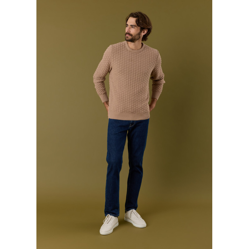pull-homme-damier-taupe-coton-biologique-collection-automne-hiver-2026-4
