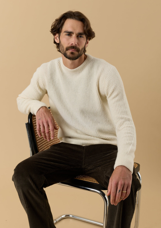 pull-homme-origine-ecru-made-in-france-collection-automne-hiver-2026-1