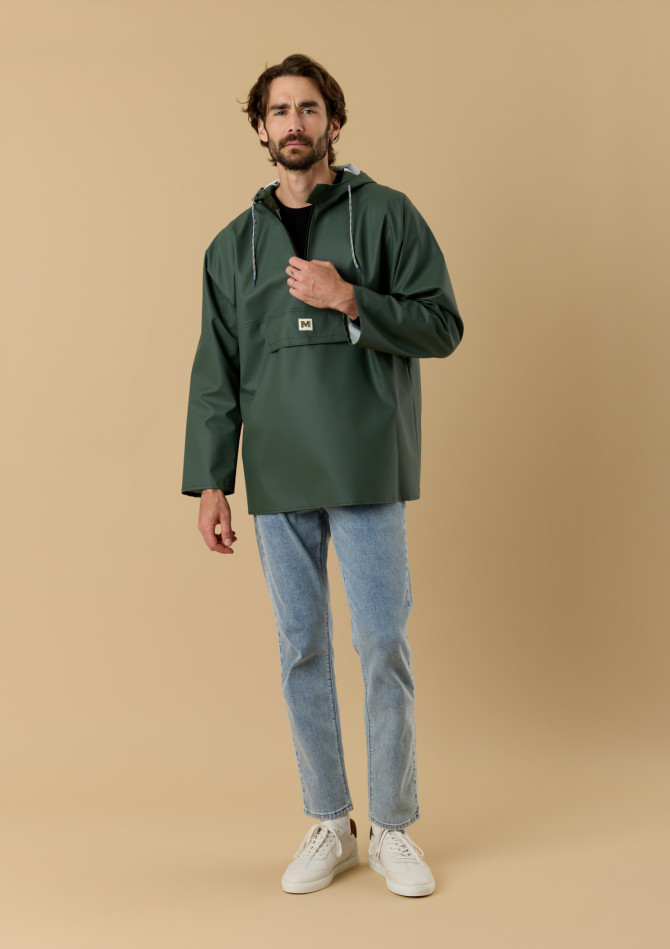 impermeable-homme-goutte-kaki-made-in-france-collection-automne-hiver-2026-1