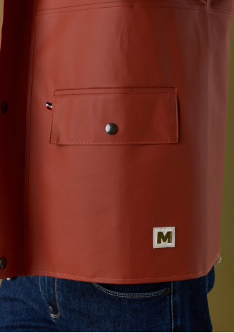 impermeable-homme-brume-terracota-made-in-france-collection-automne-hiver-2026-4