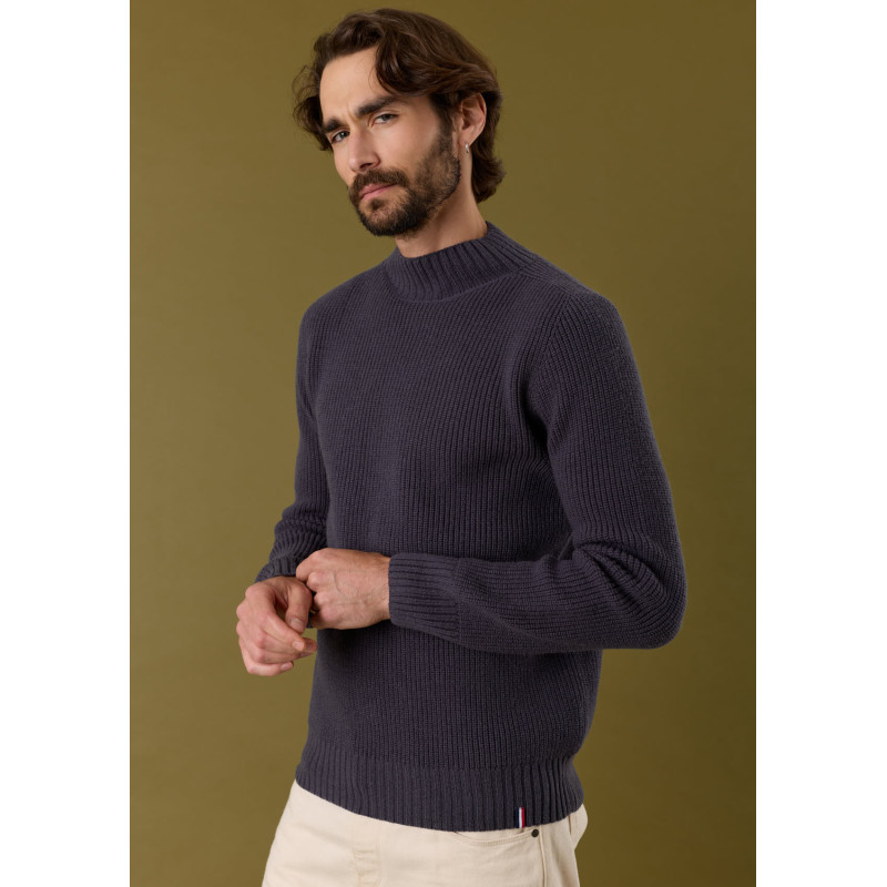 pull-homme-saison-anthracite-made-in-france-collection-automne-hiver-2026-4