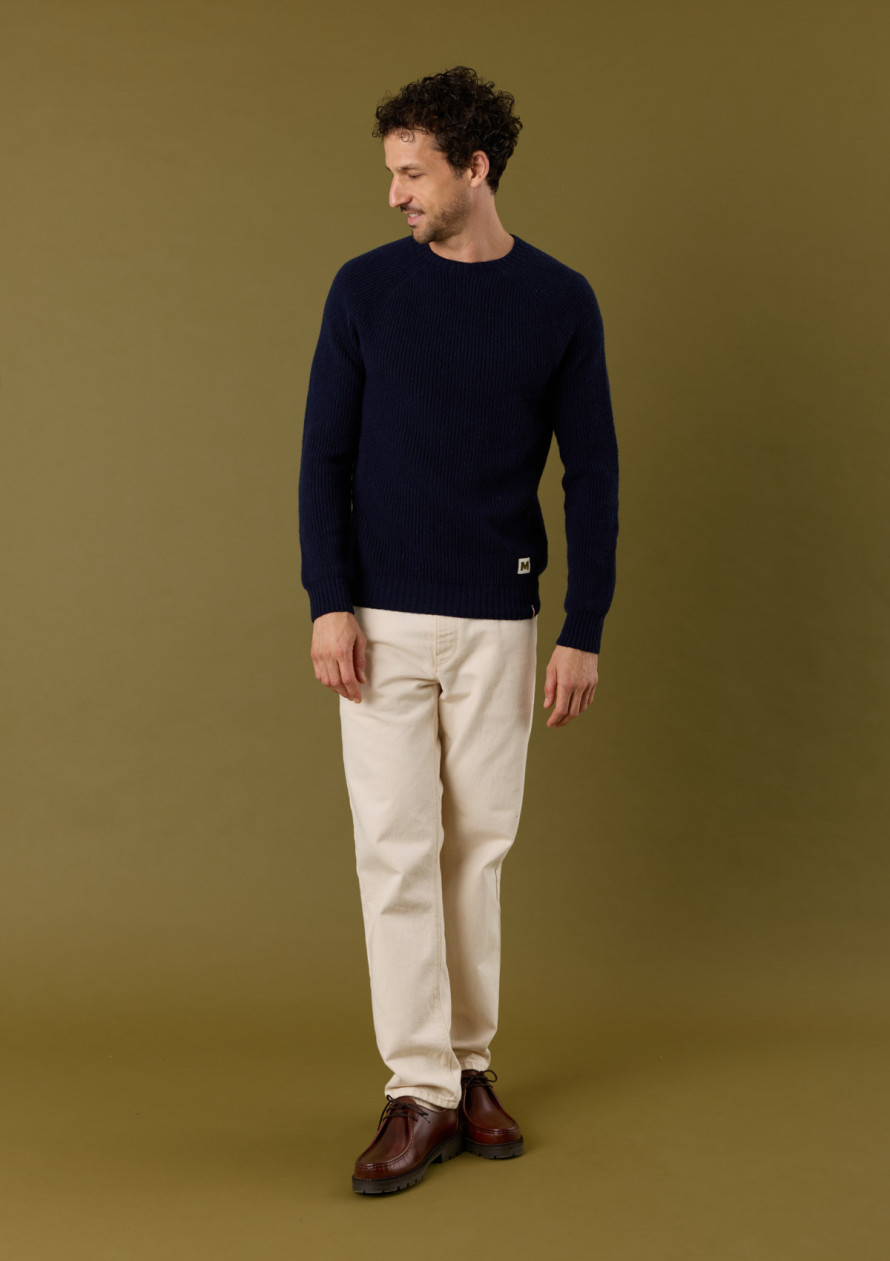 pull-homme-progres-bleu-marine-made-in-france-collection-automne-hiver-2026-3