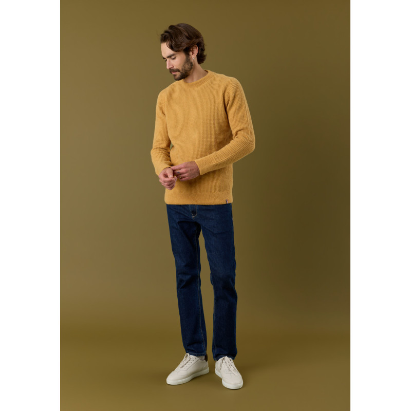 pull-homme-origine-jaune-made-in-france-collection-automne-hiver-2026-5