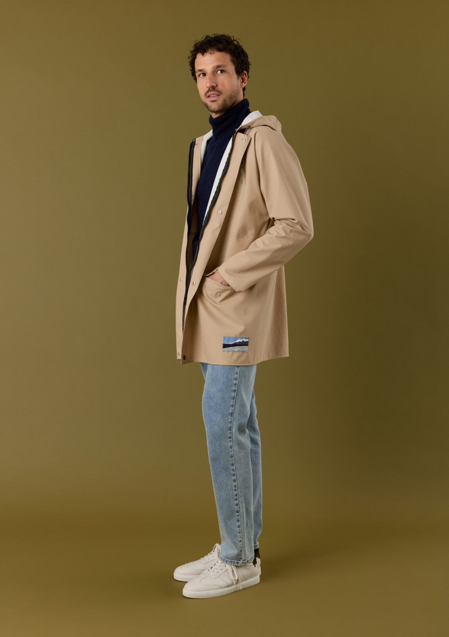 impermeable-homme-averse-beige-made-in-france-collection-automne-hiver-2026-2
