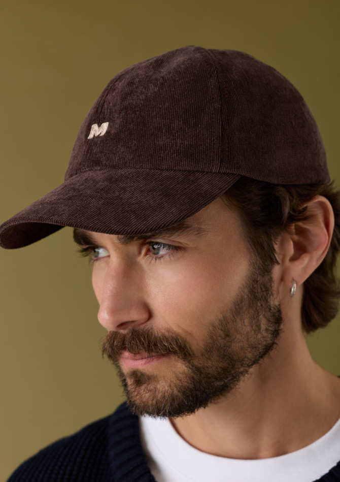 casquette-homme-indigo-marron-velours-coteles-collection-automne-hiver-2026-1