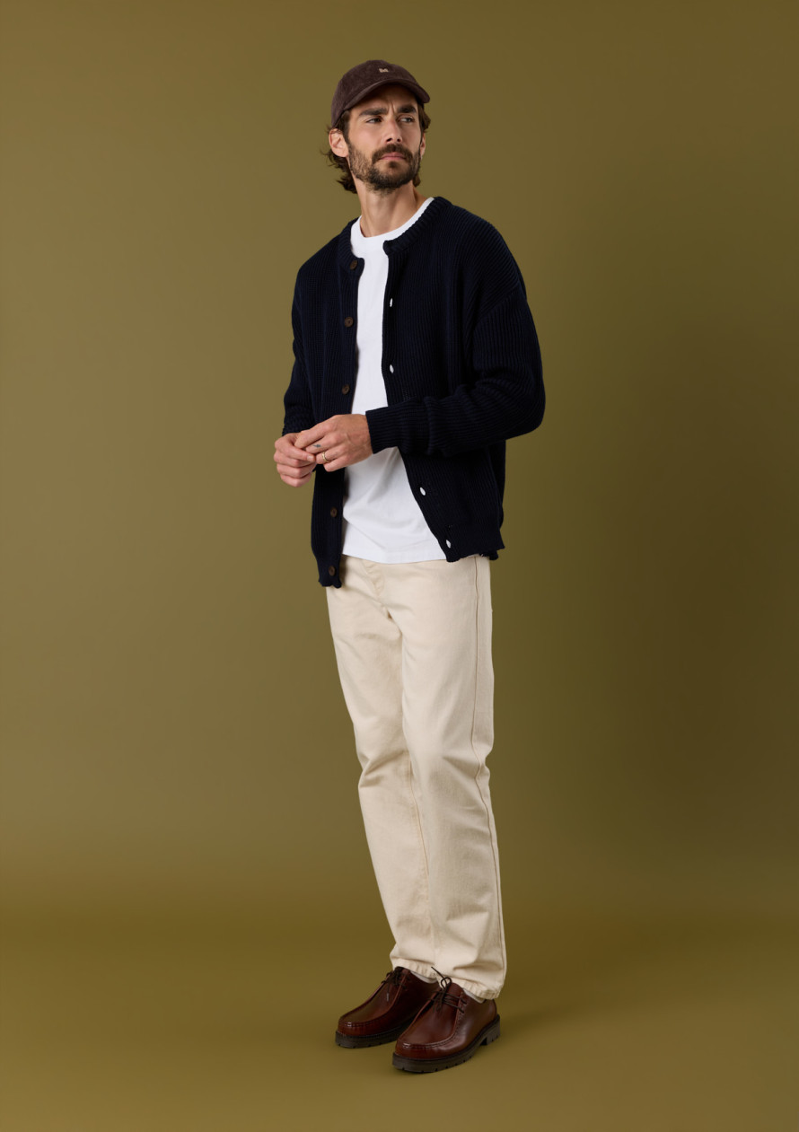 casquette-homme-indigo-marron-velours-coteles-collection-automne-hiver-2026-4